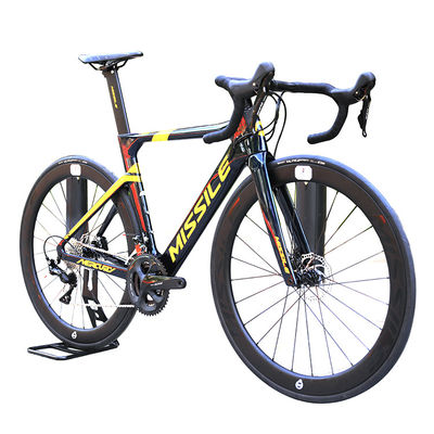 Bici da strada in fibra di carbonio per uomo con materiale per cerchiera 430/470/500/530 e telaio in fibra di carbonio