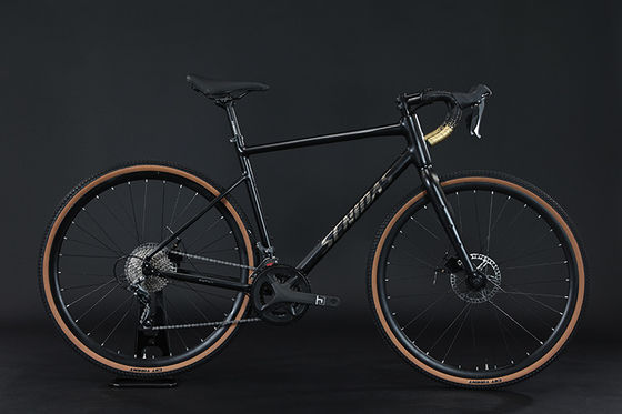 Pedal ordinario attraverso asse 700 * 40C freni a disco idraulici bicicletta di ghiaia con cavi nascosti