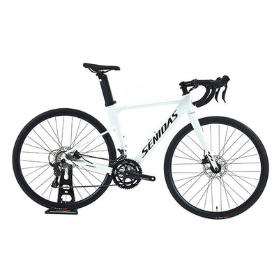 Bicicletta da strada leggera con telaio in alluminio con 18 velocità e freno idraulico per il controllo