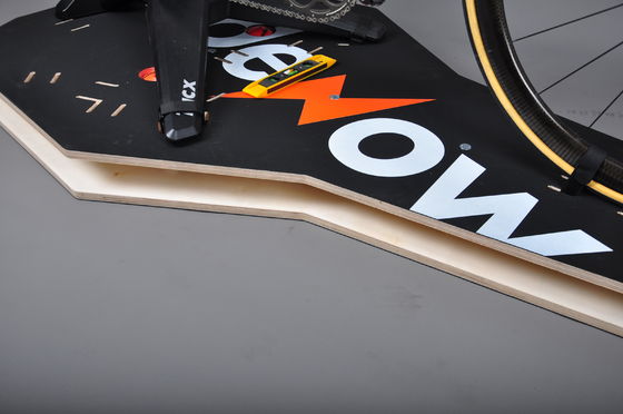 Cornice di allenatore elettrico portatile nero per attrezzature di allenamento per ciclismo indoor