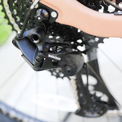 Forchetta in lega di alluminio 29 pollici mountain bike con freno a disco idraulico e sospensione anteriore