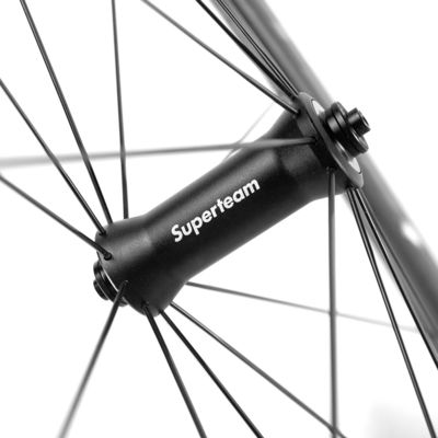 Superteam Fibra di carbonio Wheelset L'ultimo aggiornamento per le prestazioni delle biciclette da strada