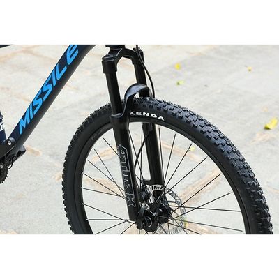 29' Carbon Frame MTB Bike Bicicleta con pedale ordinario e personalizzazione OEM personalizzata
