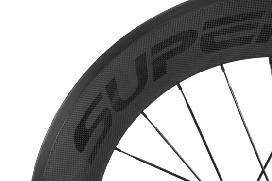 Prova la potenza del set di ruote in fibra di carbonio 700C per biciclette da strada La scelta perfetta