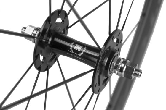 Prova la potenza del set di ruote in fibra di carbonio 700C per biciclette da strada La scelta perfetta