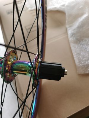 Biciclette stradali 20 pollici di alluminio 8/9/10/11 velocità 4 cuscinetto a doppia parete colore arcobaleno