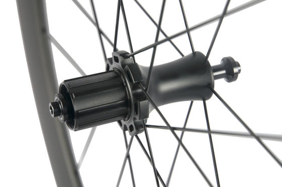 25mm Larghezza 50mm Profondità Bicicletta stradale ruota a carbonio senza tubi Set 38C-25-R7 e personalizzazione