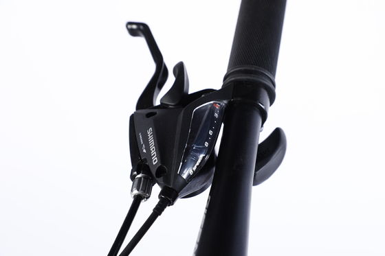 Grande set di mountain bike femminile dotato di Al Cassette Hub e Double Wall Rim Hl