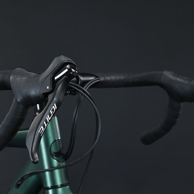 700C Biciclette Copia di Biciclette Cornice di carbonio Frontale deragliante Sì Legatura Bicicletta stradale Stampo di alluminio