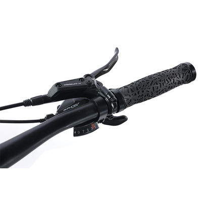 Mountainbike Mountainbike con forchetta in alluminio e manubrio in lega